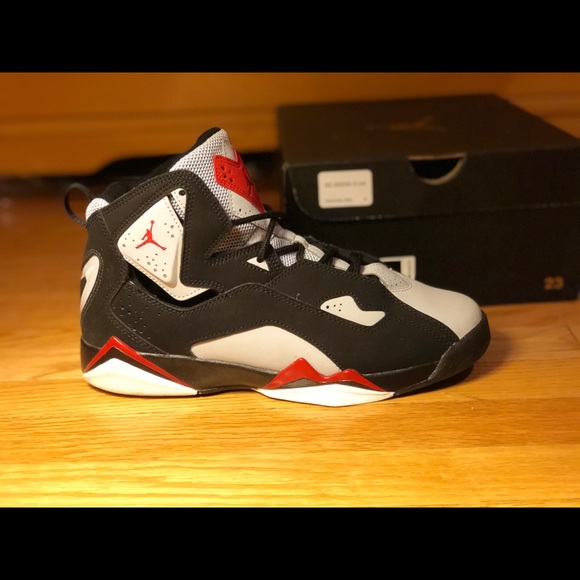 foot locker jordan true flight